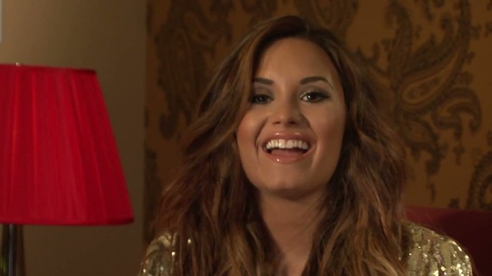 Behind The Scenes with Demi Lovato_ Latina Magazine Cover Shoot 014