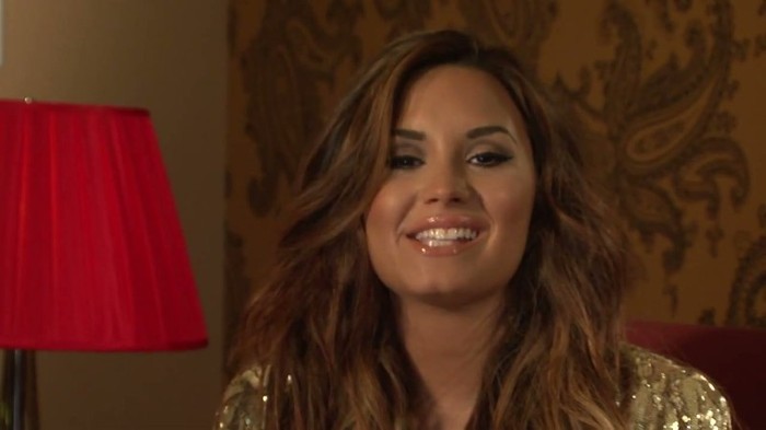 Behind The Scenes with Demi Lovato_ Latina Magazine Cover Shoot 015