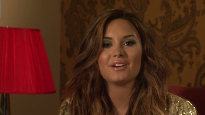 Behind The Scenes with Demi Lovato_ Latina Magazine Cover Shoot 018