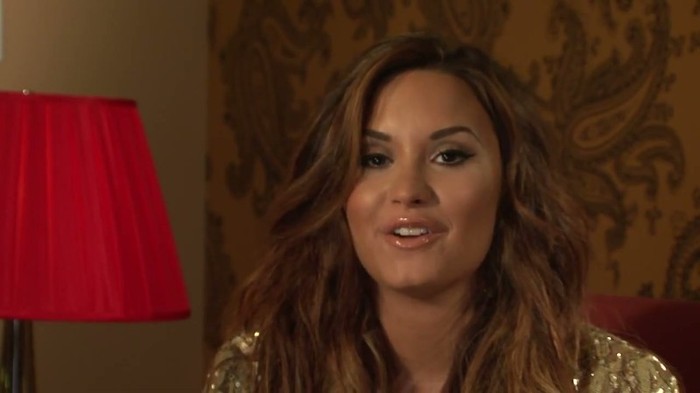 Behind The Scenes with Demi Lovato_ Latina Magazine Cover Shoot 025