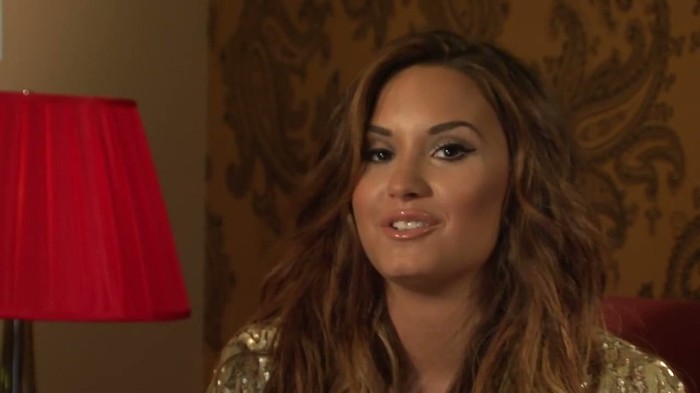 Behind The Scenes with Demi Lovato_ Latina Magazine Cover Shoot 028