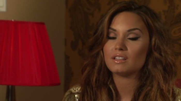Behind The Scenes with Demi Lovato_ Latina Magazine Cover Shoot 047