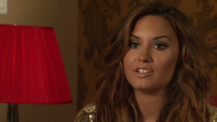 Behind The Scenes with Demi Lovato_ Latina Magazine Cover Shoot 050