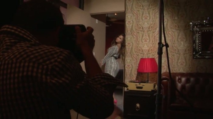 Behind The Scenes with Demi Lovato_ Latina Magazine Cover Shoot 070