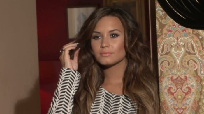 Behind The Scenes with Demi Lovato_ Latina Magazine Cover Shoot 219