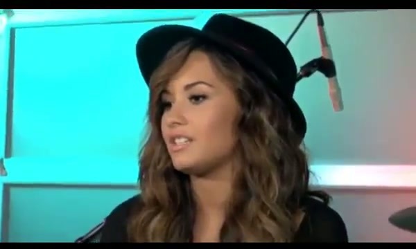 Ask Me Anything Demi Lovato Interview On VH1 357 - Demilush - Ask Me Anything Demi Lovato Interview On VH1