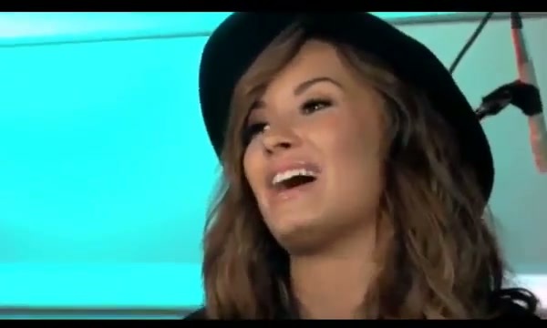Ask Me Anything Demi Lovato Interview On VH1 397