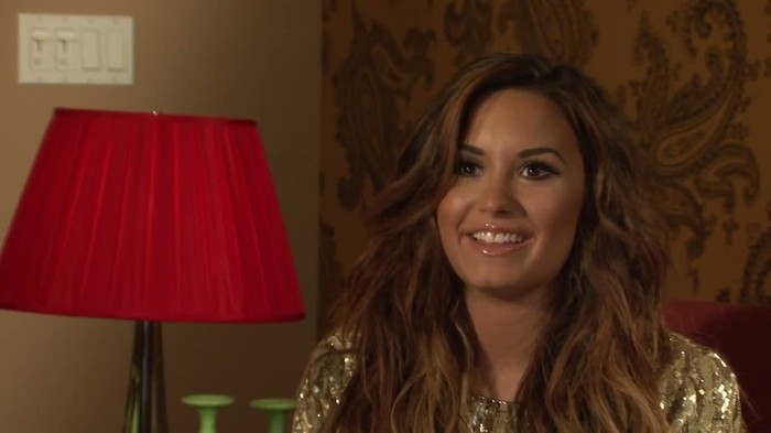 Behind The Scenes with Demi Lovato_ Latina Magazine Cover Shoot 315
