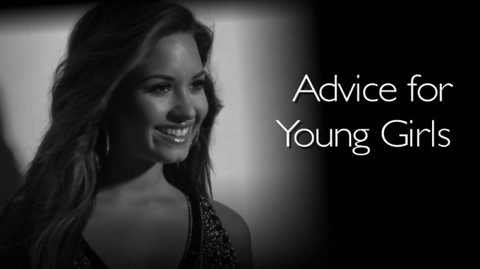 Behind The Scenes with Demi Lovato_ Latina Magazine Cover Shoot 360