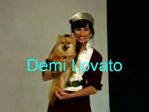 Demi in the recording studio. 054