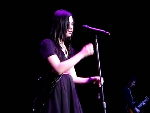 Demi Lovato - _Don\'t Forget_ - Live @ DTE Energy Music Theatre - August 18_ 2009 013