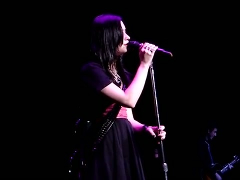 Demi Lovato - _Don\'t Forget_ - Live @ DTE Energy Music Theatre - August 18_ 2009 050