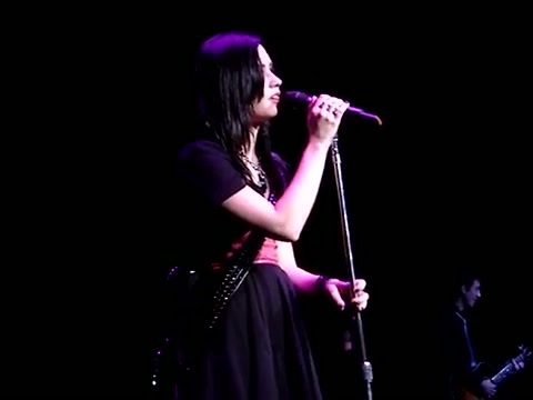 Demi Lovato - _Don\'t Forget_ - Live @ DTE Energy Music Theatre - August 18_ 2009 058