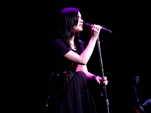 Demi Lovato - _Don\'t Forget_ - Live @ DTE Energy Music Theatre - August 18_ 2009 073