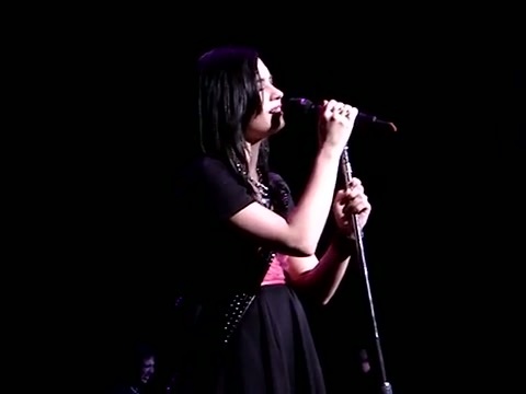 Demi Lovato - _Don\'t Forget_ - Live @ DTE Energy Music Theatre - August 18_ 2009 510