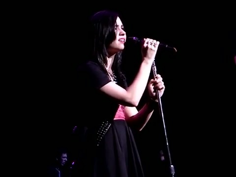 Demi Lovato - _Don\'t Forget_ - Live @ DTE Energy Music Theatre - August 18_ 2009 538