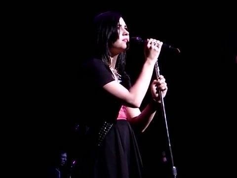 Demi Lovato - _Don\'t Forget_ - Live @ DTE Energy Music Theatre - August 18_ 2009 543