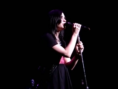 Demi Lovato - _Don\'t Forget_ - Live @ DTE Energy Music Theatre - August 18_ 2009 559