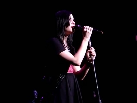 Demi Lovato - _Don\'t Forget_ - Live @ DTE Energy Music Theatre - August 18_ 2009 560