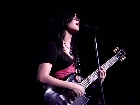 Demi Lovato - _Don\'t Forget_ - Live @ DTE Energy Music Theatre - August 18_ 2009 1050
