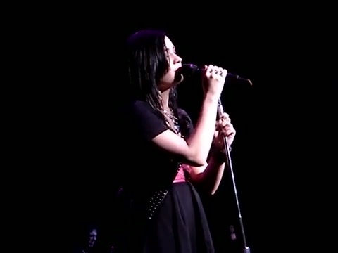 Demi Lovato - _Don\'t Forget_ - Live @ DTE Energy Music Theatre - August 18_ 2009 490