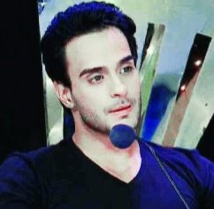 31639_128113670548878_100000507378302_273995_2446897_n - Angad Hasija