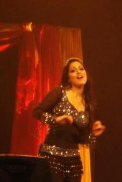 320789_277312512302040_121004084599551_945909_2117528538_n - Hina Khan