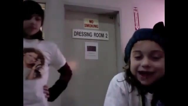 s0~ 303 - Selena Gomez After Kissing Justin Bieber