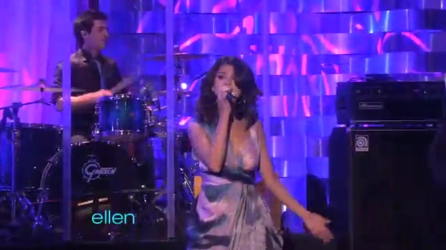WS-Ellen_ 020 - Selena Gomez and the Scene - Who Says Live on The Ellen DeGeneres Show