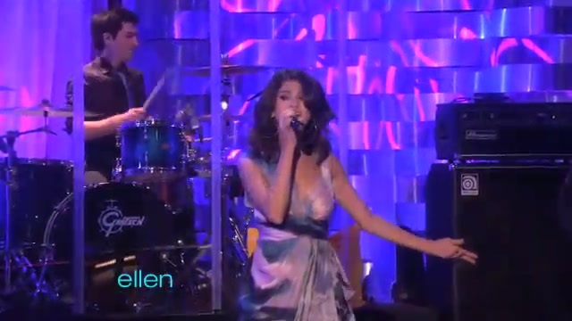 WS-Ellen_ 021 - Selena Gomez and the Scene - Who Says Live on The Ellen DeGeneres Show