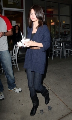 normal_selenafan01 - at a local yoghurt store in North Hollywood