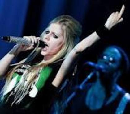 black star tour7 - 0 avril lavigne black star tour 0