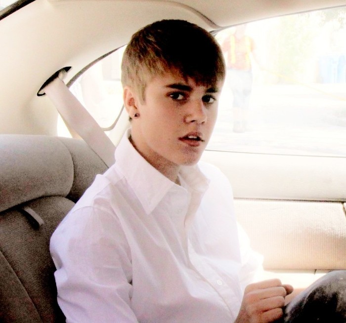 ??? Mersi...ar trebui sa incepi sa inmveti deoarece poti ramane repetenta...