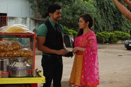 318953_280475465304449_109723285713002_1050802_62777406_n - GEET Hui Sabse Parayi Picture Gallery I