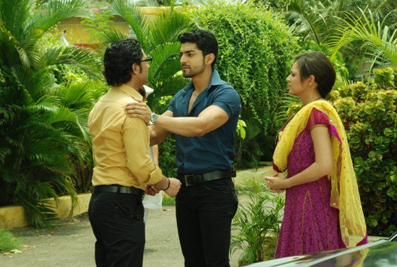 269809_237002379651758_109723285713002_889682_1291770_n - GEET Hui Sabse Parayi Picture Gallery II