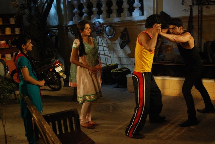 248605_223173047701358_109723285713002_840978_3847054_n