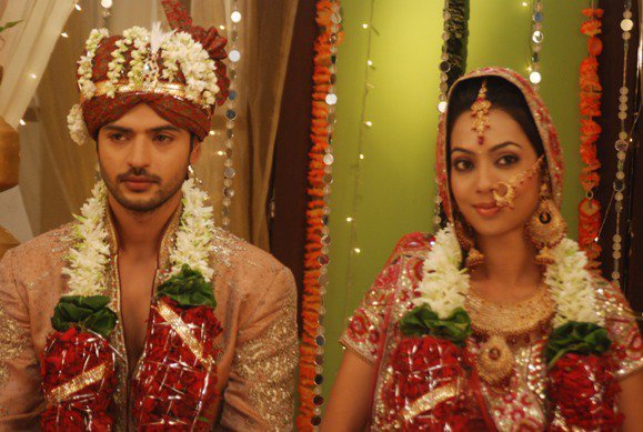 260058_225143460837650_109723285713002_855525_6847267_n