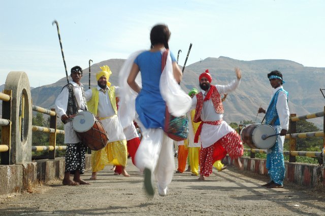 24587_113036262048371_109723285713002_191634_7857068_n