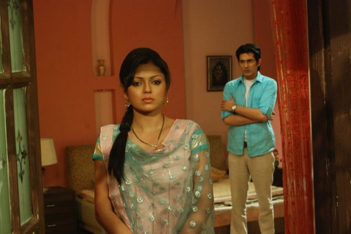 229017_219347524750577_109723285713002_811835_3587929_n - GEET Hui Sabse Parayi Picture Gallery II