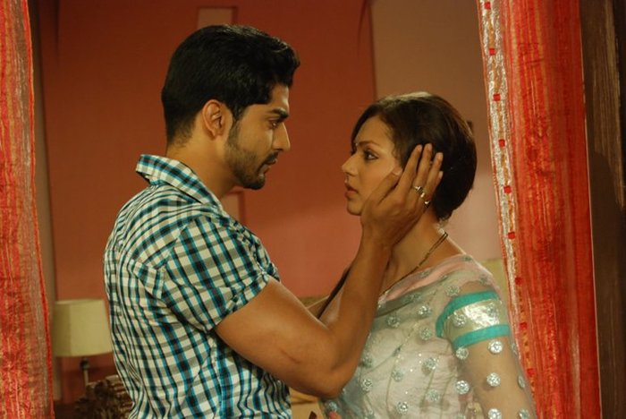 247952_220063678012295_109723285713002_816726_2221433_n - GEET Hui Sabse Parayi Picture Gallery II