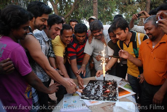 206946_208226985862631_109723285713002_732600_7911090_n - GEET Hui Sabse Parayi Picture Gallery II