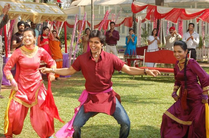 216342_207489862603010_109723285713002_727049_6642322_n