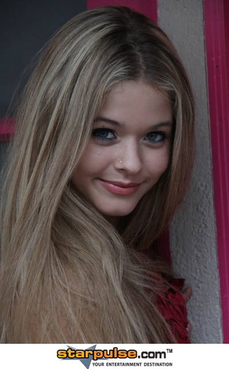 Sasha Pieterse (8) - Sasha Pieterse