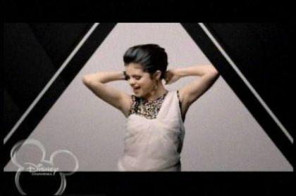 normal_033 - Selena Gomez Naturally