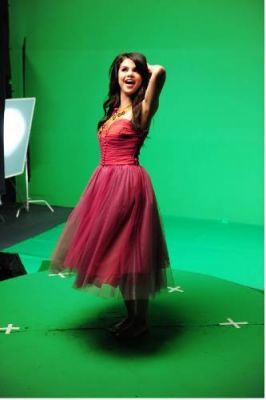 normal_184 - Selena Gomez Naturally