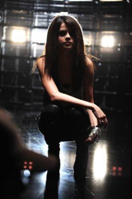 normal_106 - Selena Gomez Falling Down Music Video