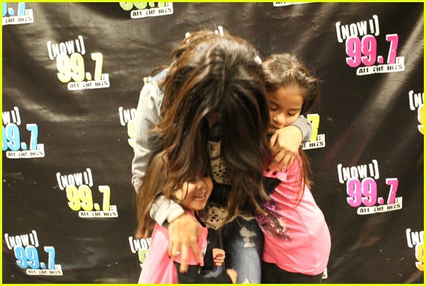 selena-gomez-san-jose-02