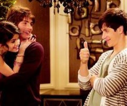 315806_180586448694325_100002289131915_379815_1918656954_n_thumb - Wizards of Waverly Place Blends