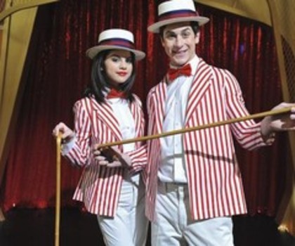 1160371_e390c308-436f-4d08-8240-9cf7f2673725-119386-1320-pre_thumb - Wizards of Waverly Place Blends