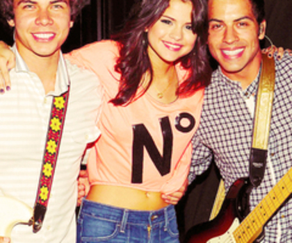 tumblr_lxhscufo6A1qipbkxo1_500_thumb